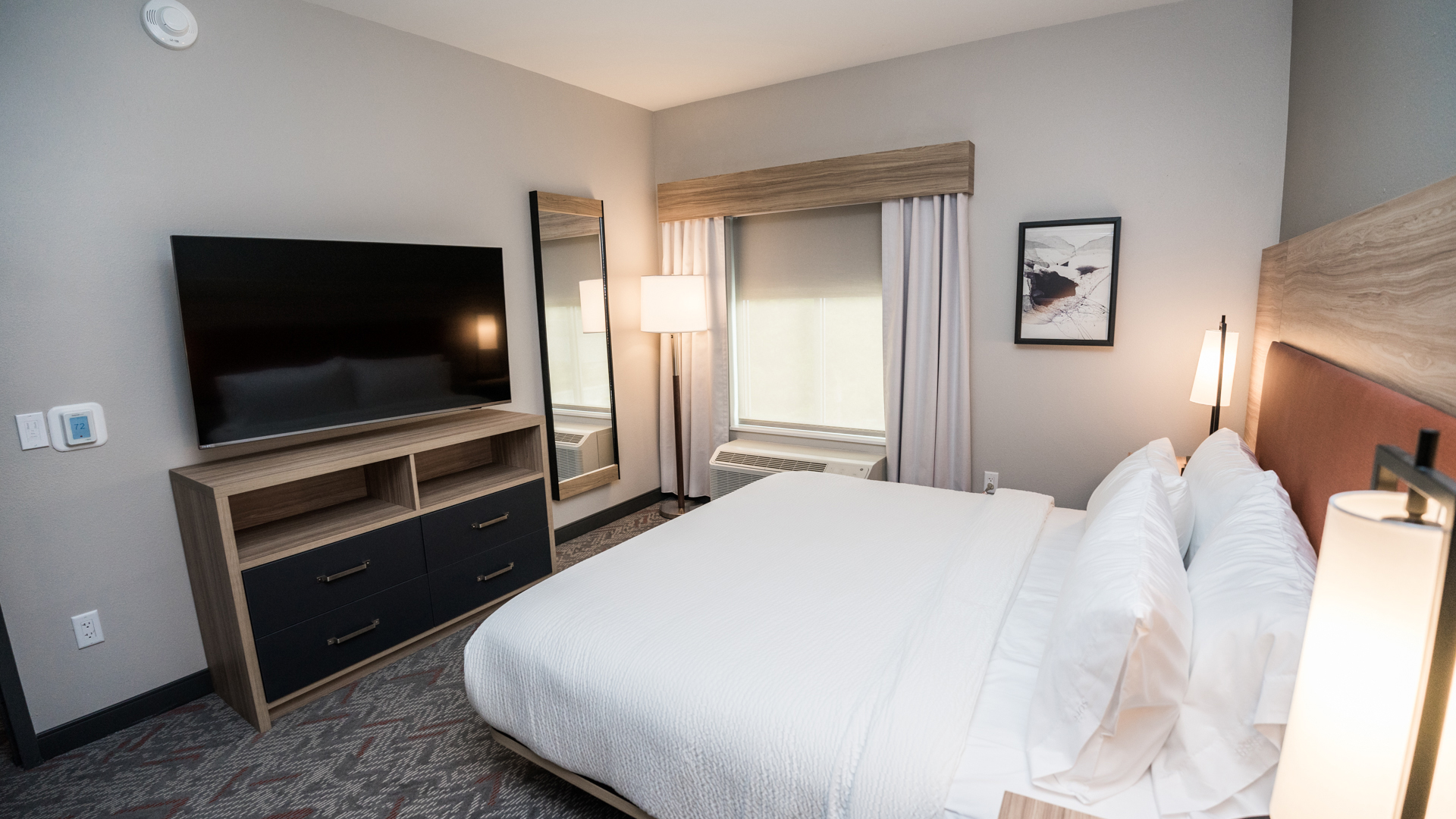 King Suite King Suite